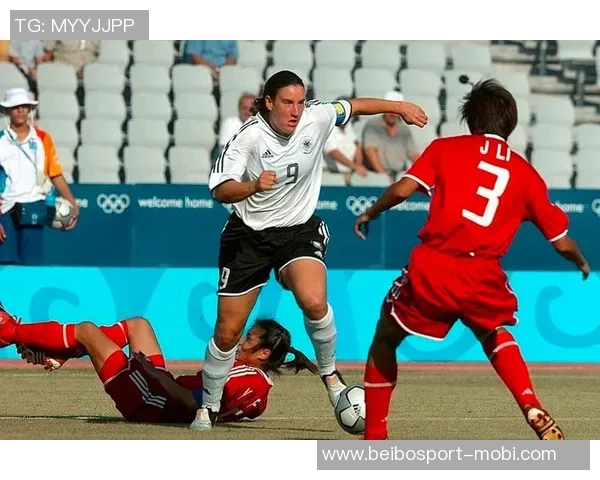 扎威表现低迷三分球失准仅得两分球队遭遇惨败