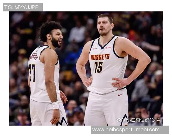 穆雷半场表现起伏首节独得8分次节仅得2次出手手感尚可但仍需提升 穆雷半场表现起伏首节独得8分次节仅得2次出手手感尚可但仍需提升