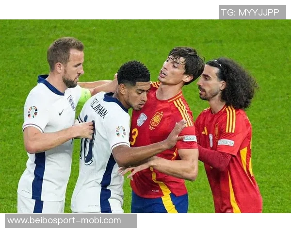 贝林厄姆领悟英格兰队团结精神不再孤军奋战 贝林厄姆领悟英格兰队团结精神不再孤军奋战